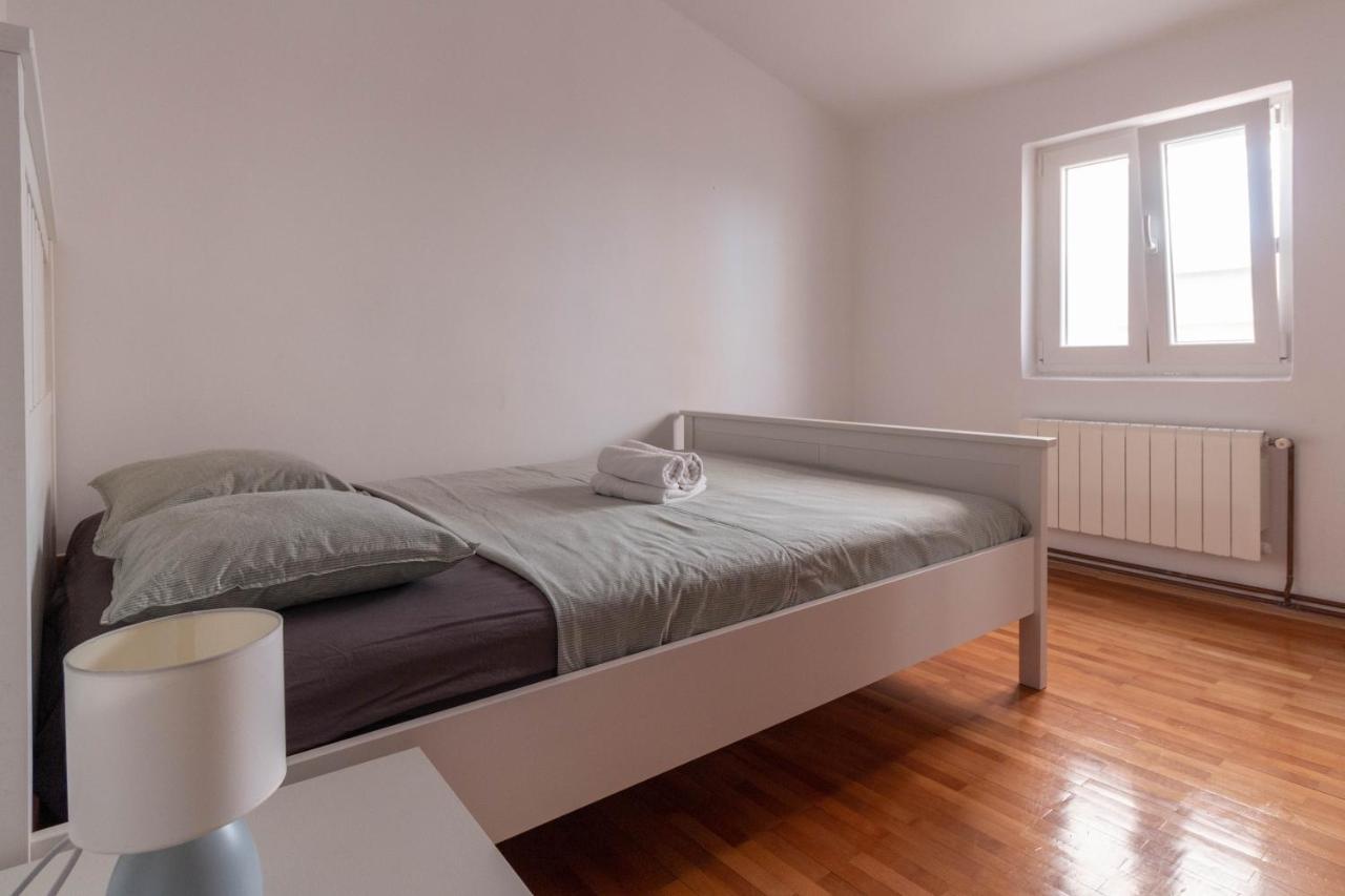 Modern Apartment Sara-Near The Beach Privlaka  Exterior foto